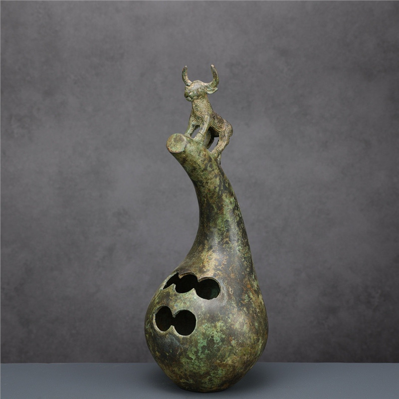 Ancient Yunnan National Cattle - Musical Instrument Exchange & Repair recension och pris